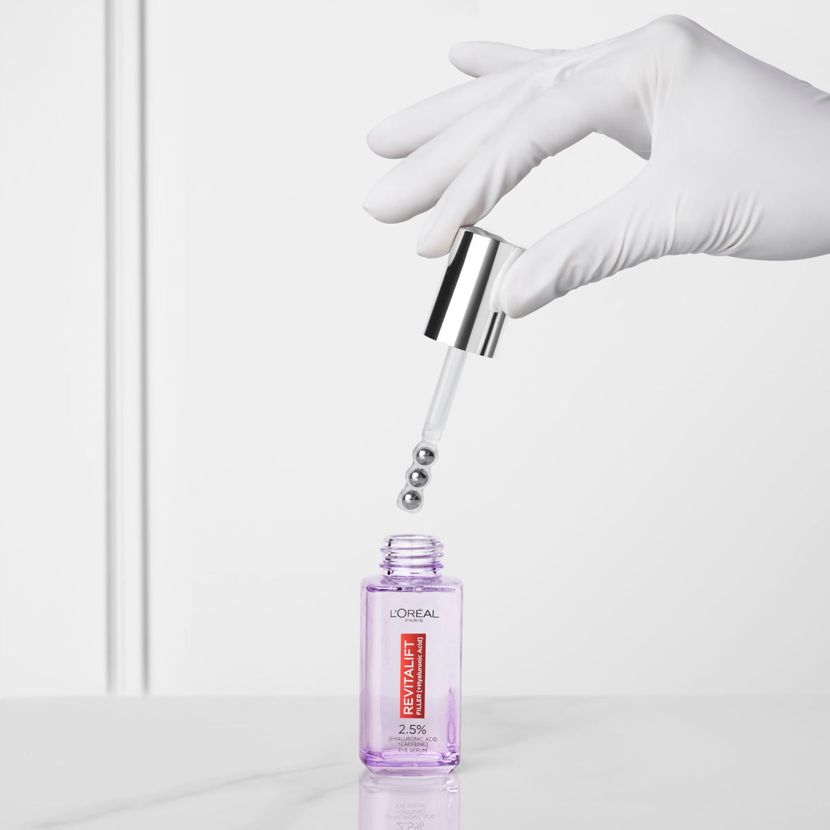 L’Oréal Paris Revitalift Filler Eye Serum (20ml) - 1.5% Hyaluronic Acid & Caffeine with Triple Roller Applicator